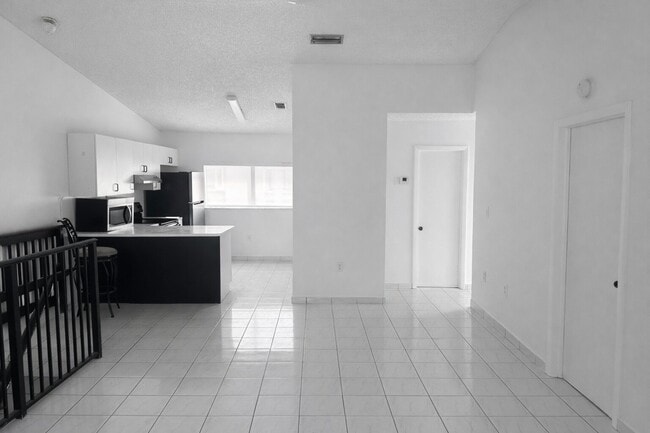 Photo - 7891 West 29th Way, Hialeah, FL 33018 - 2 BR 2 BA condo