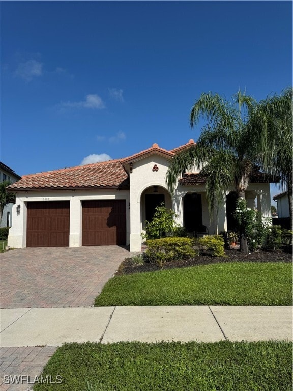 Building Photo - 5087 Salerno St