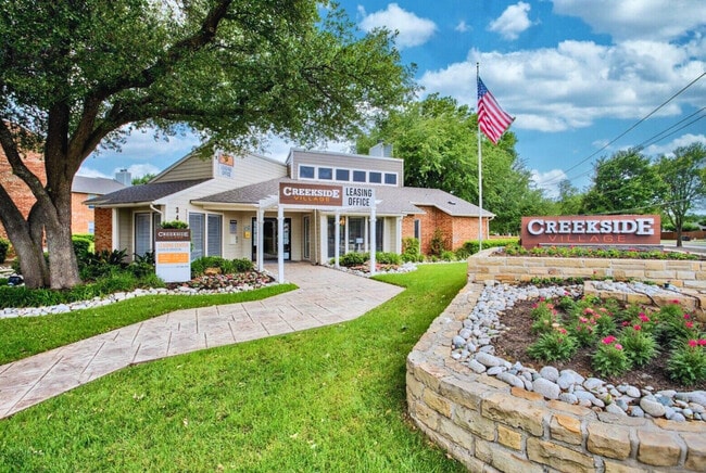 Building Photo - Creekside Village Apartments