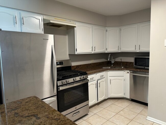 Foto del edificio - 2 Parkside Ct
