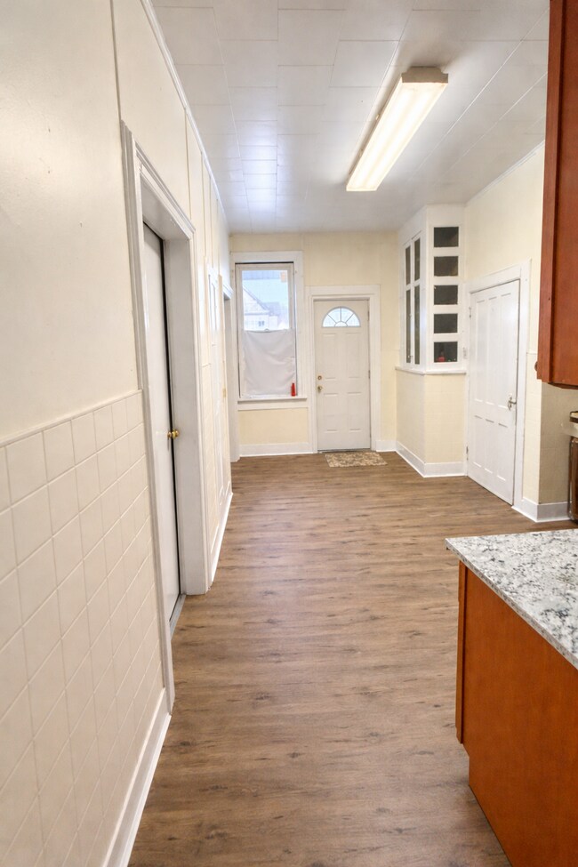 Foto del edificio - 166 5th Ave