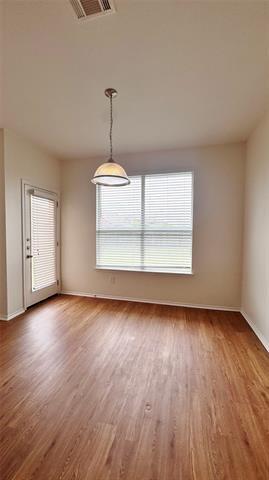 Building Photo - 2260 Stonebrook Ln