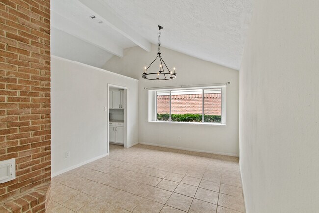Foto del edificio - 7019 Yardley Dr