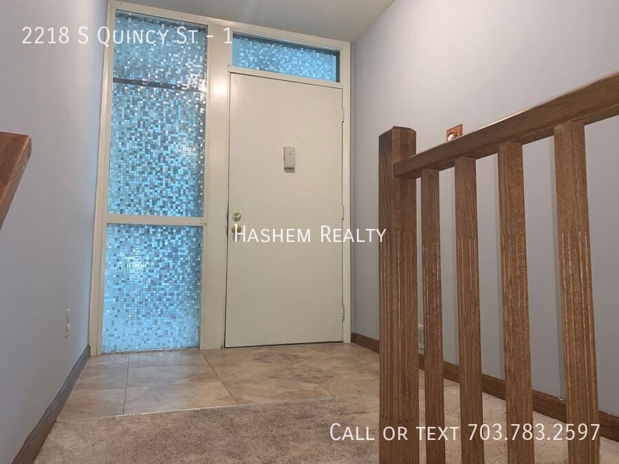 Foto principal - 2218 S Quincy St