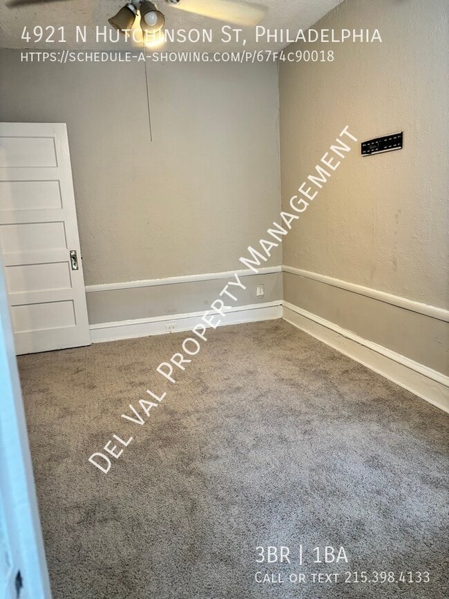 Building Photo - 4921 N Hutchinson St