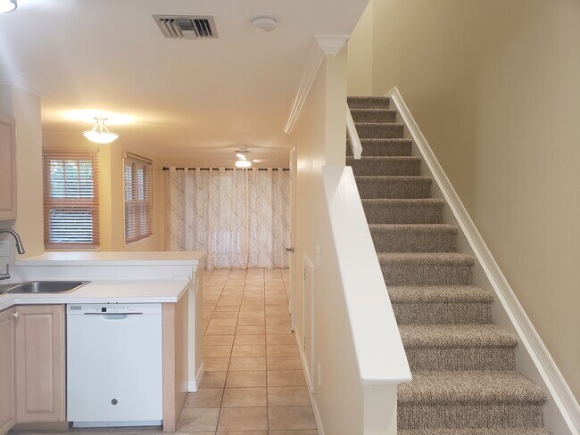Building Photo - 41 Spoonbill Way