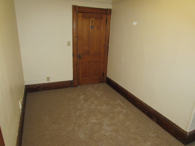 Foto del edificio - 828 E Johnson St