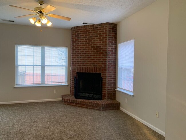 Foto del edificio - Spacious House in Great Acres  250211