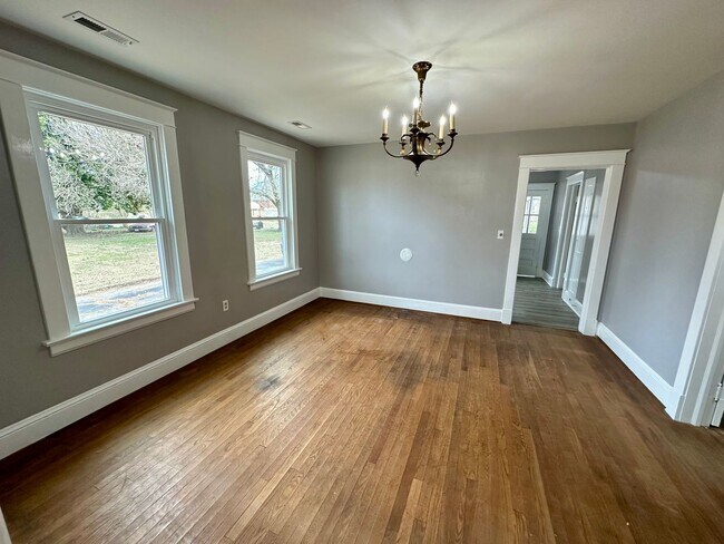 Foto del edificio - 3 Bedroom 2 Bathroom Home Located in Kenbridge, VA