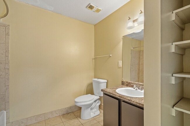 Interior Photo - 5th Avenue Apartment