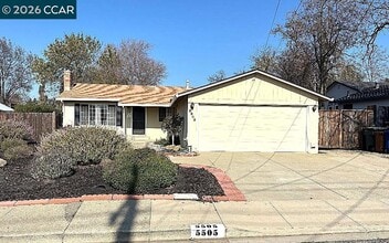 Building Photo - 5505 Arizona Dr