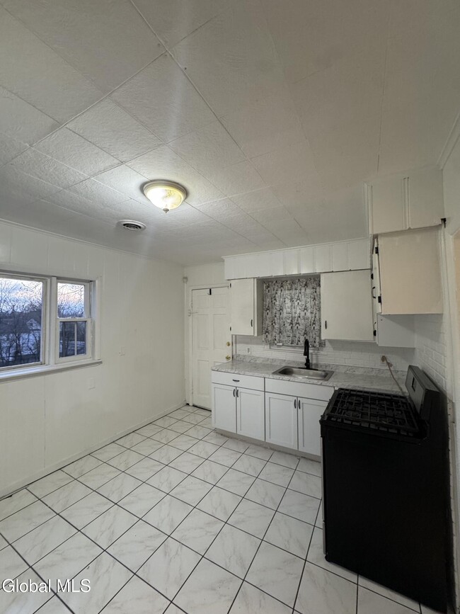 Foto del edificio - 1701 Carrie St