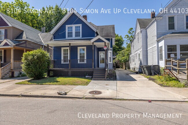 Building Photo - Three Bedroom Cleveland Unit