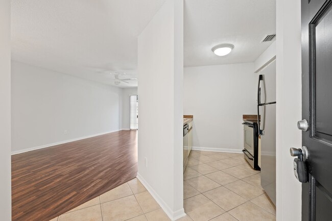 Photo - 210 S Habana Ave Apartment