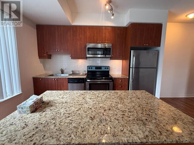 Building Photo - 385 Prince of Wales Dr