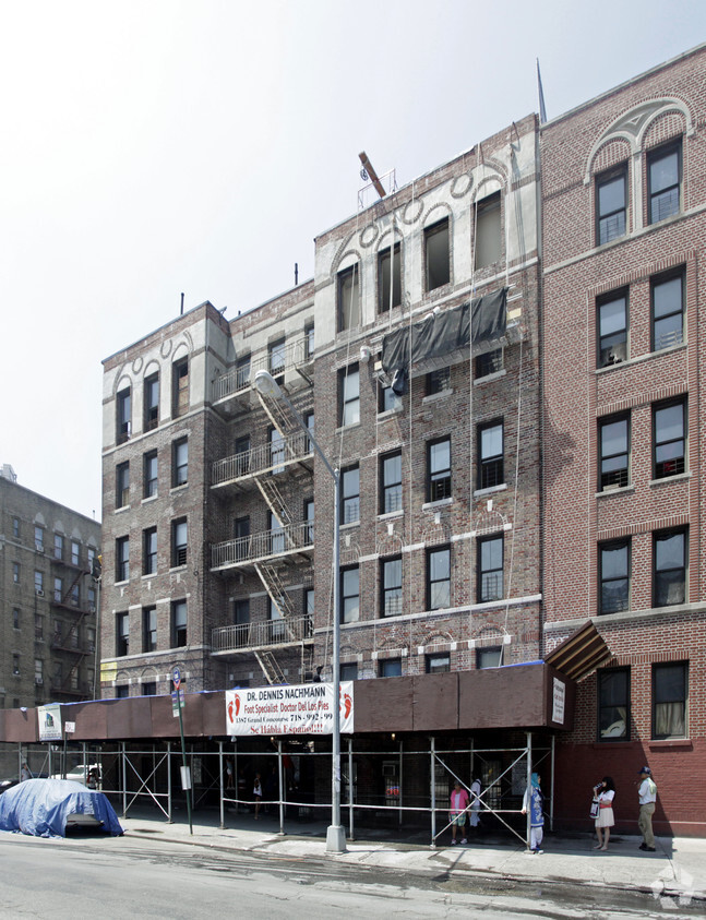 Building Photo - 1387 Grand Concourse