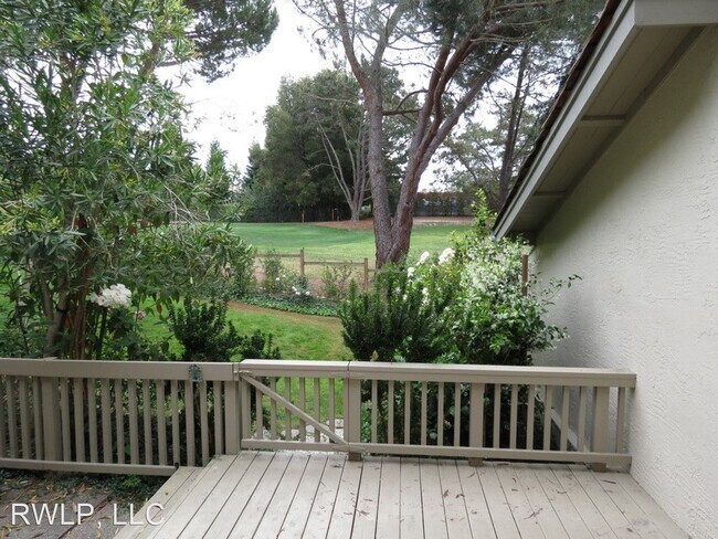Building Photo - 3 br, 2.5 bath House - 676 Sand Hill Circle