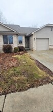 Building Photo - 3167 E 11 Mile Rd