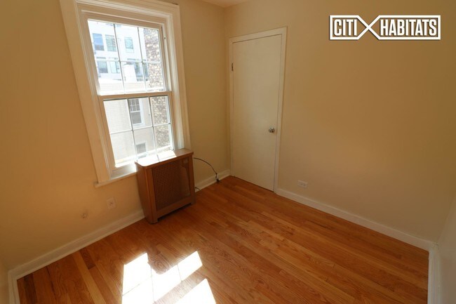 Foto del edificio - 528 50th Ave