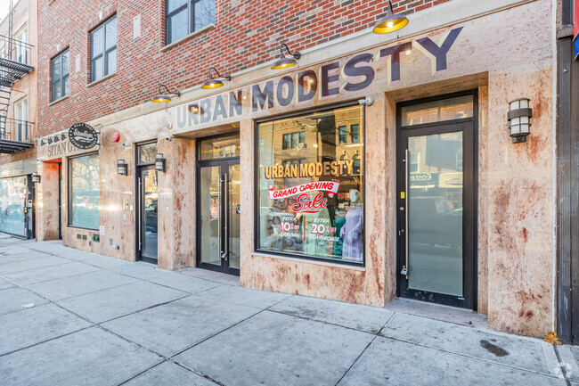 Foto del edificio - 2534 Steinway St