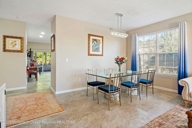 Building Photo - 19 Kirkby Ln