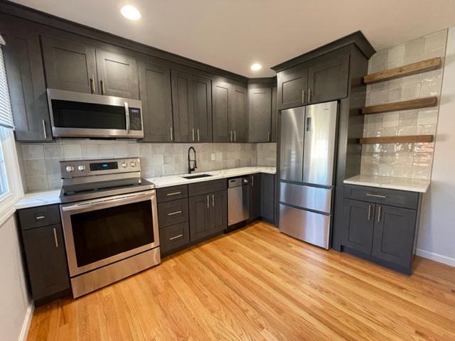 Kitchen - 182 N Harrison St