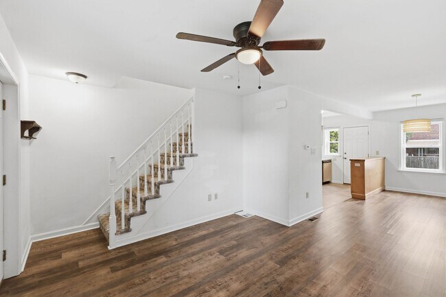 Foto del edificio - Cozy 2 Bedroom House Available Now!
