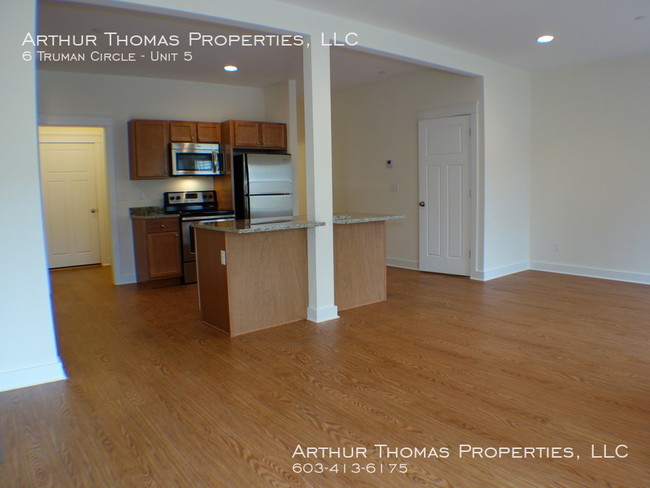 Building Photo - 6 Truman Cir