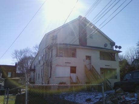  - 305 Northumberland St