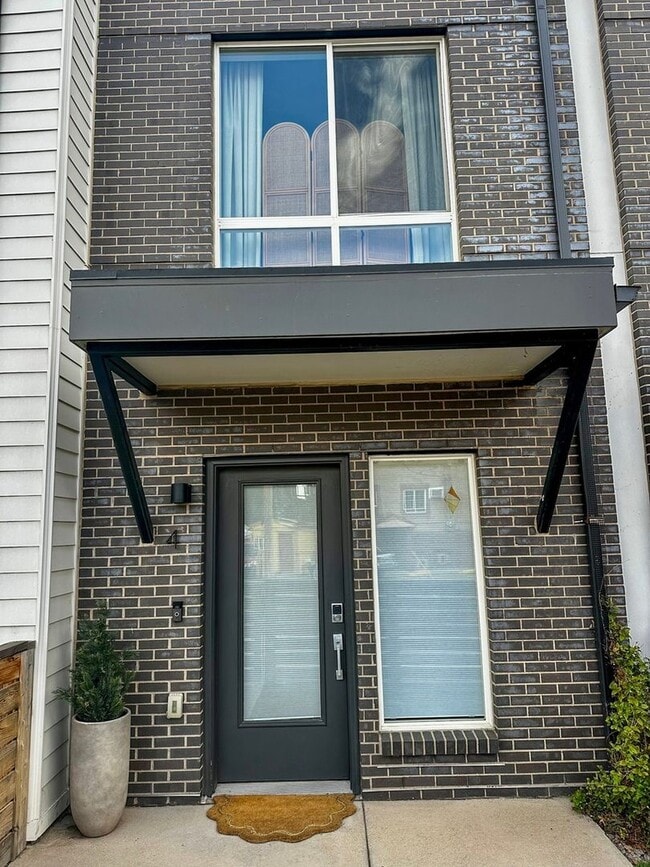 Building Photo - 3520 W Conejos Pl
