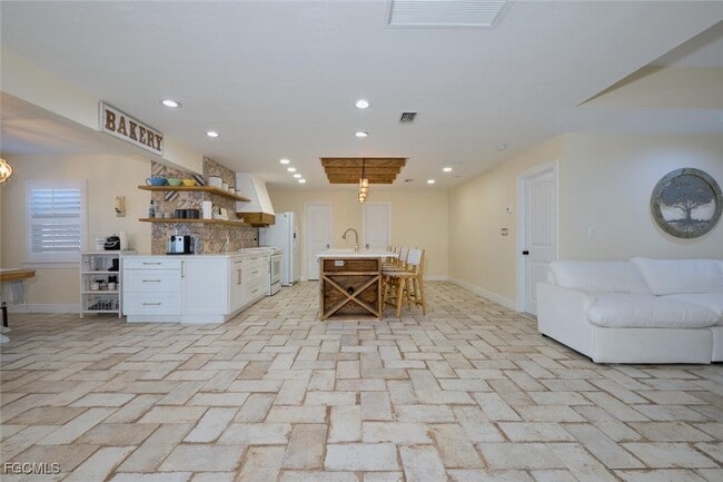 Foto del edificio - 109 Montrose Dr