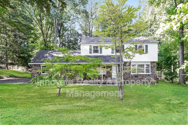 Primary Photo - 1613 Kenmare Dr