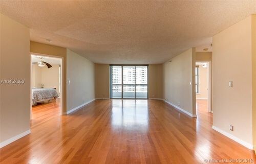 Building Photo - 3530 Mystic Pointe Dr