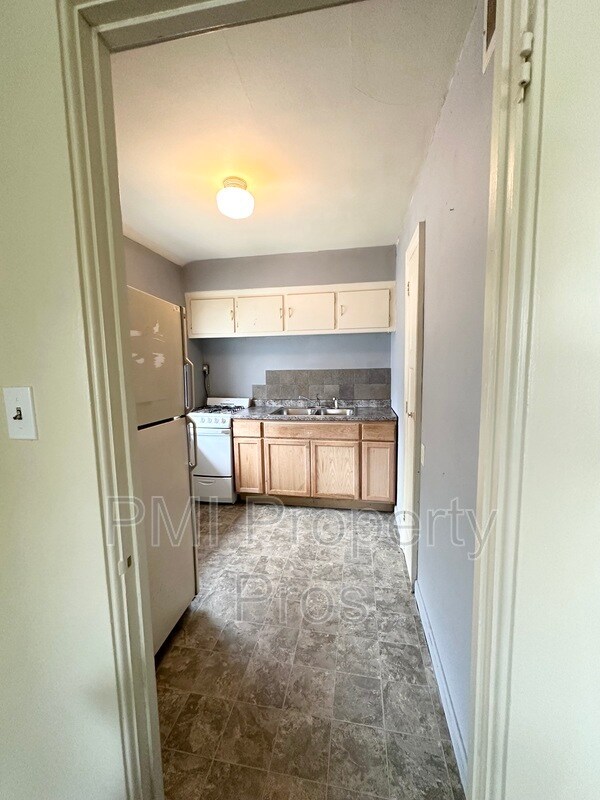 Foto del edificio - 3074 N 73rd St