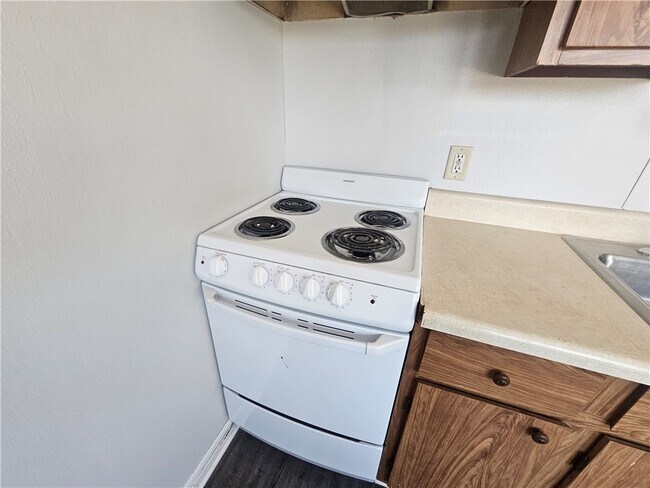 Foto del edificio - 4067 Ridge Rd