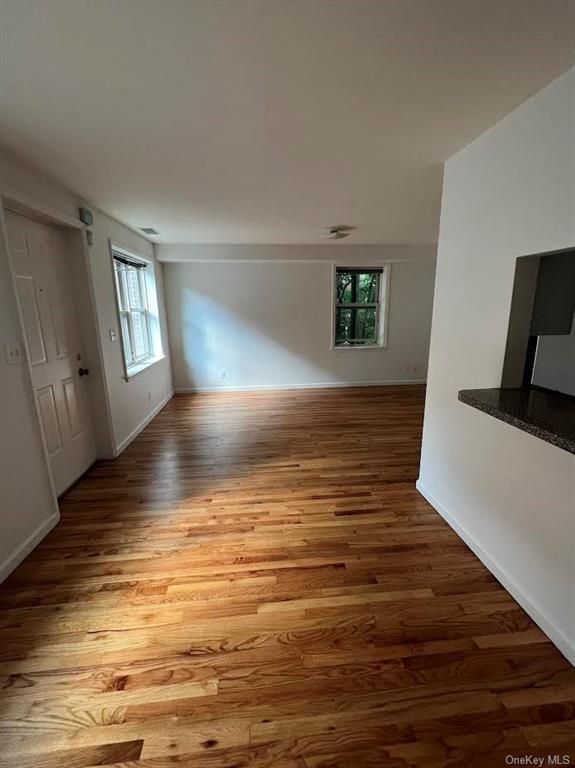 Building Photo - 3251 Riverdale Ave