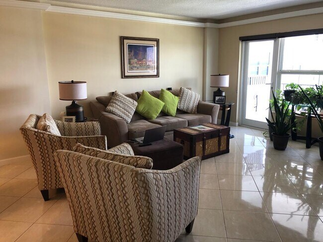 Foto del edificio - 405 N Ocean Blvd