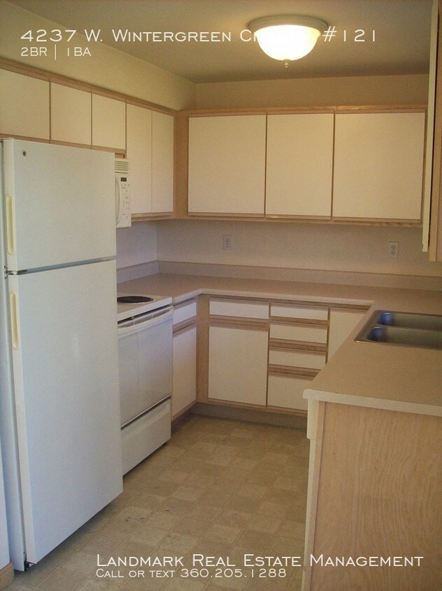 Foto del edificio - 4237 Wintergreen Cir
