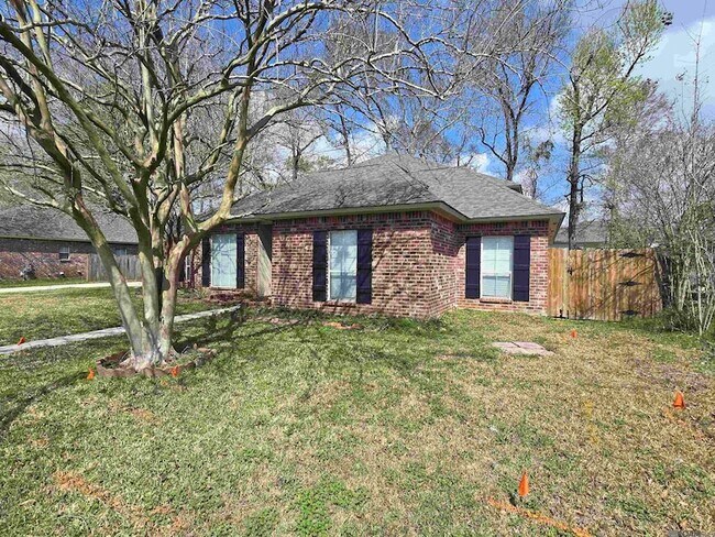 Foto del edificio - 9235 Worthington Lake Ave