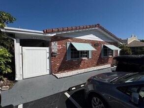 Building Photo - 4336 N Ocean Dr