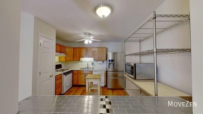 Building Photo - 2611 Ivory Run Way