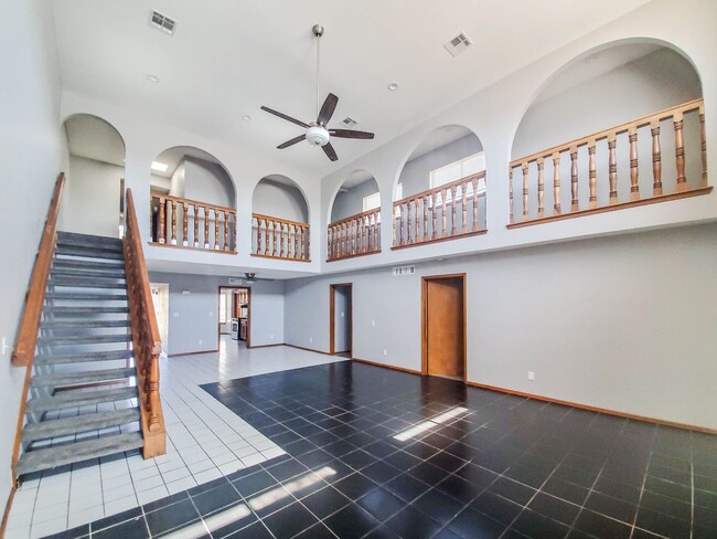 Building Photo - Welcome home!