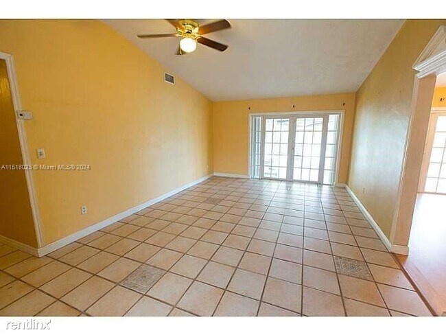 Building Photo - 4 br, 2 bath House - 16330 SW 109th Ave