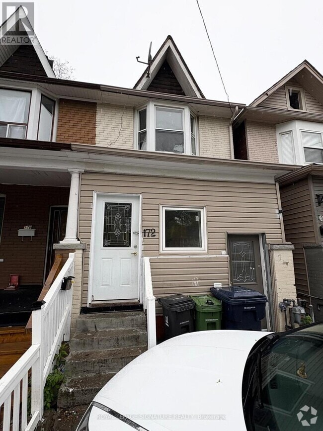 Building Photo - 172 Coxwell Ave