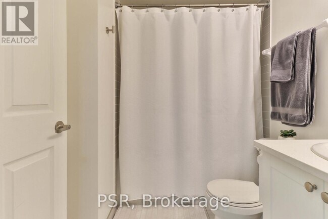 Photo du bâtiment - 25 Lower Simcoe St