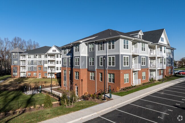 6050 Harbour Green Drive - Lake Forest at Swift Creek