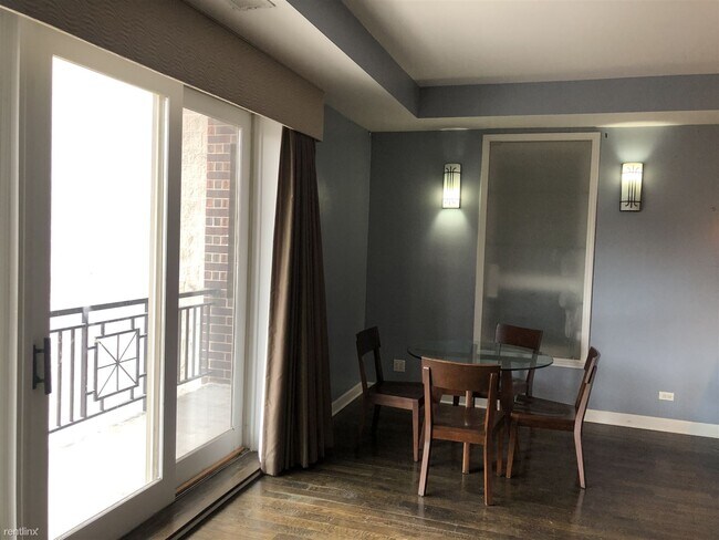 Foto del edificio - 2 br, 2 bath Condo - 1347 North Sedgwick S...