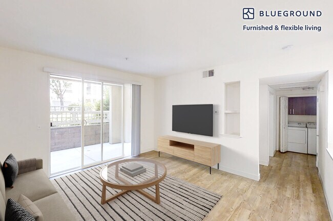 Foto del edificio - 1257 Lakeside Dr