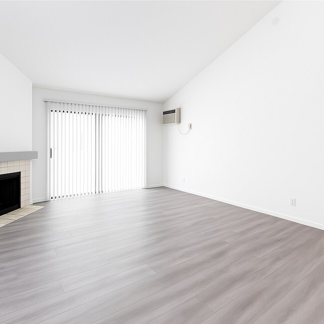 Foto del edificio - 2920 Briarwood Rd