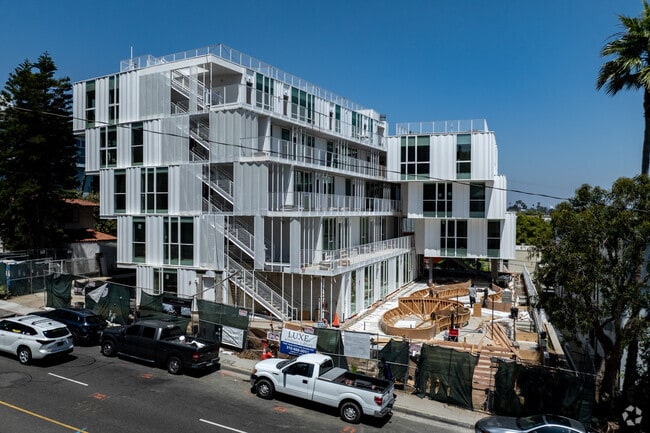 Building Exterior 1 - La Cienega